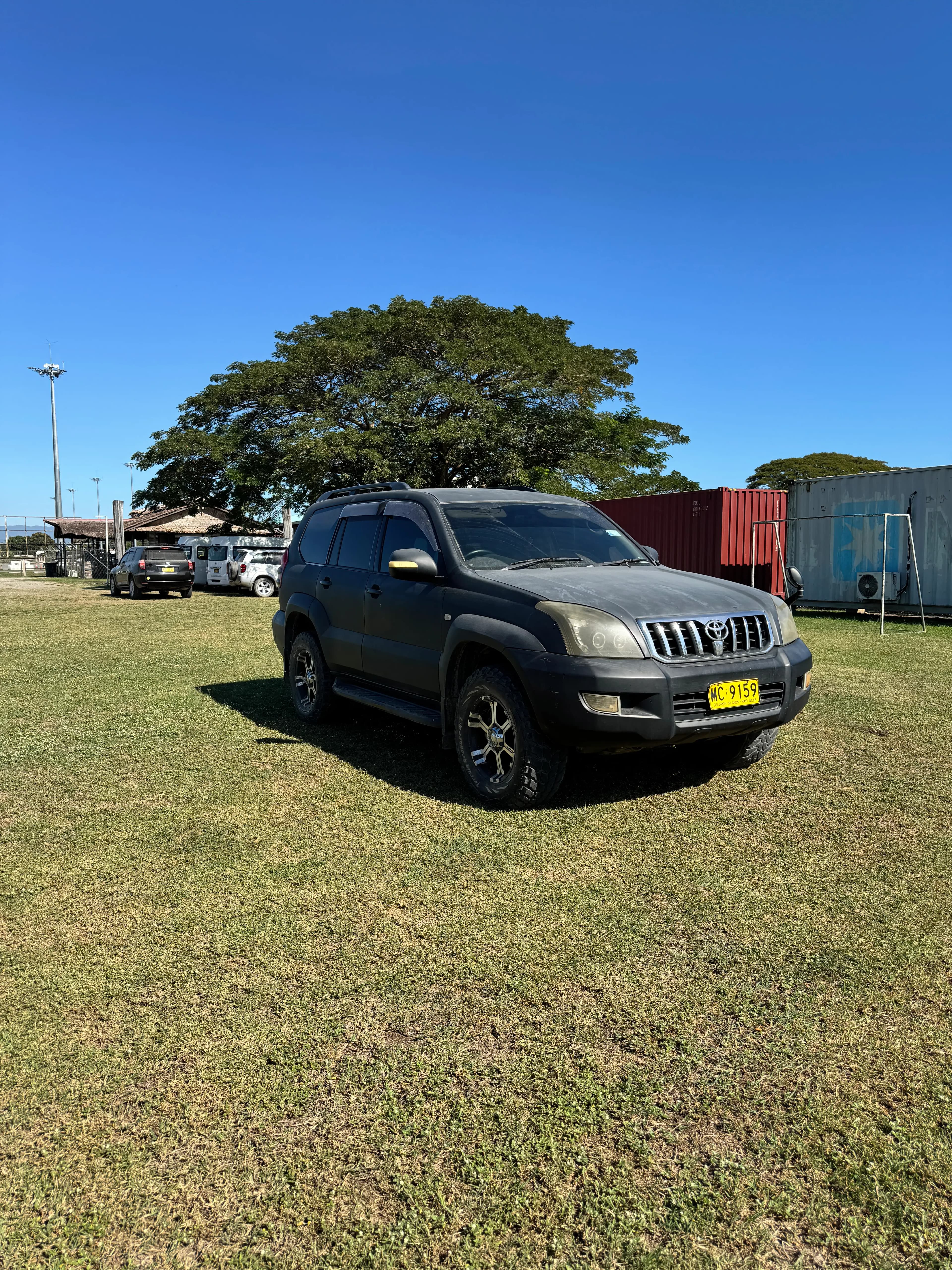 Land Cruiser Prado (J120 Series) - Black Toyota