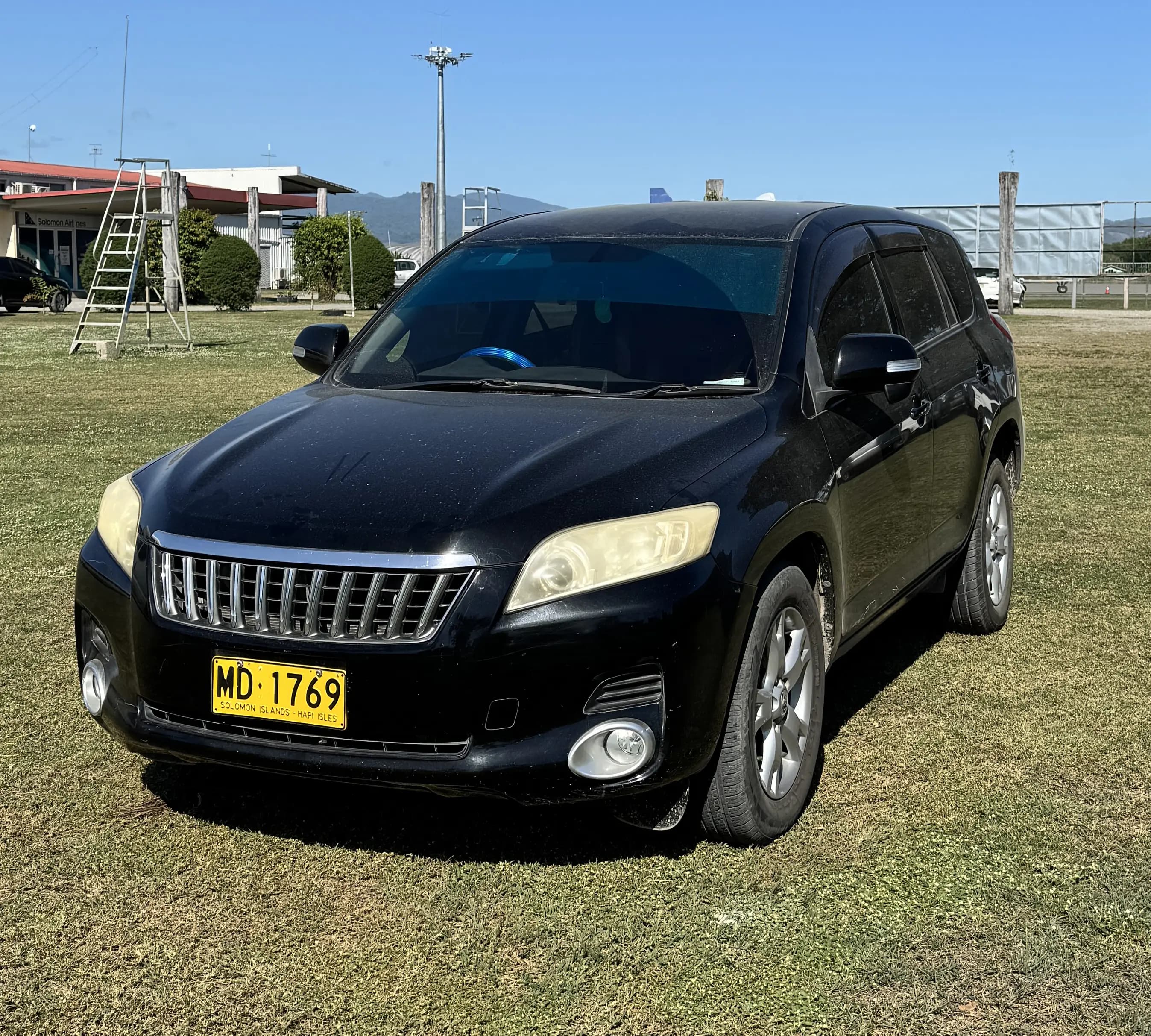 Vanguard Black Toyota